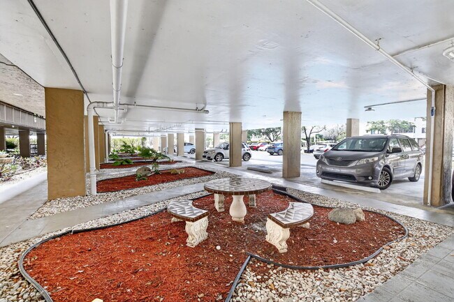 Building Photo - 8030 Hampton Blvd