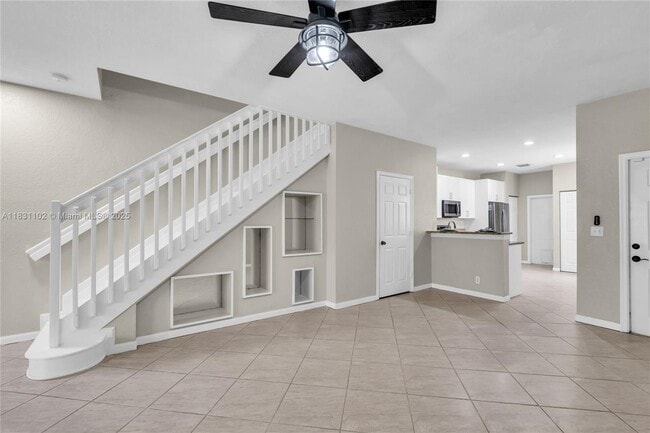 Building Photo - 4137 Briar Ln