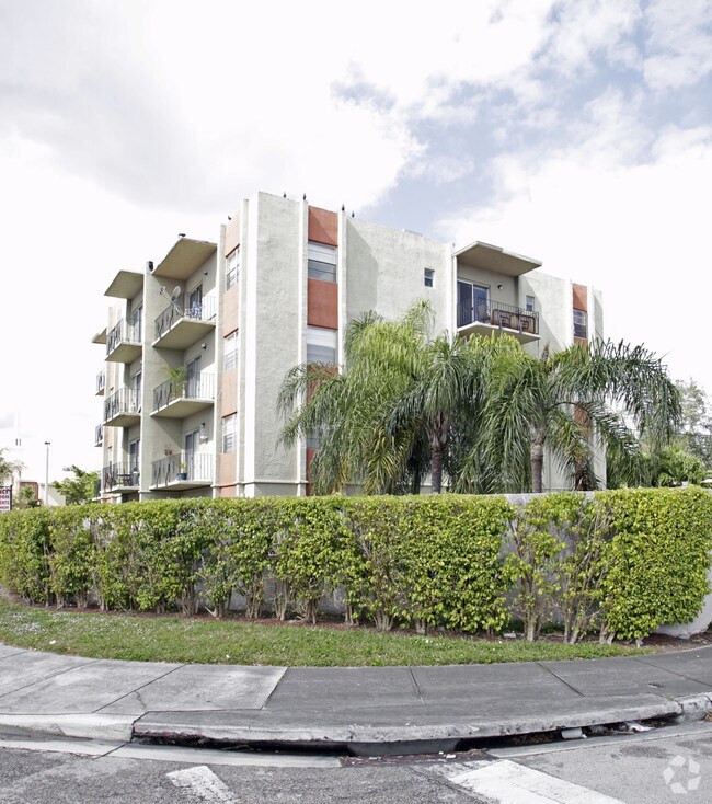 Building Photo - 5875 W Flagler St