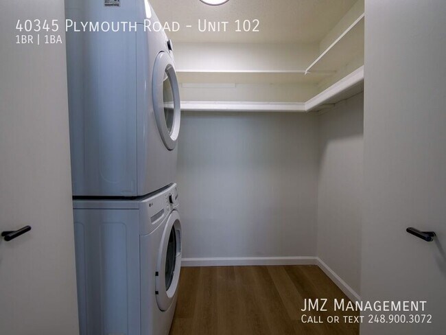 Building Photo - 40345 Plymouth Rd