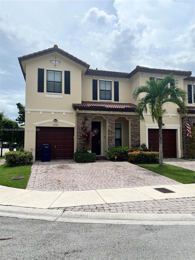 Building Photo - 16330 SW 71st Terrace