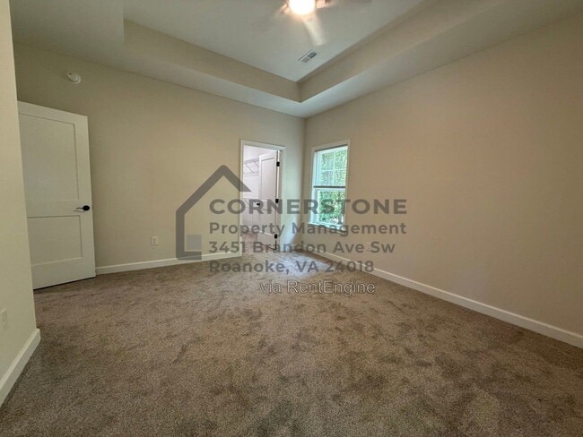 Building Photo - 4514 Buck Mountain Rd