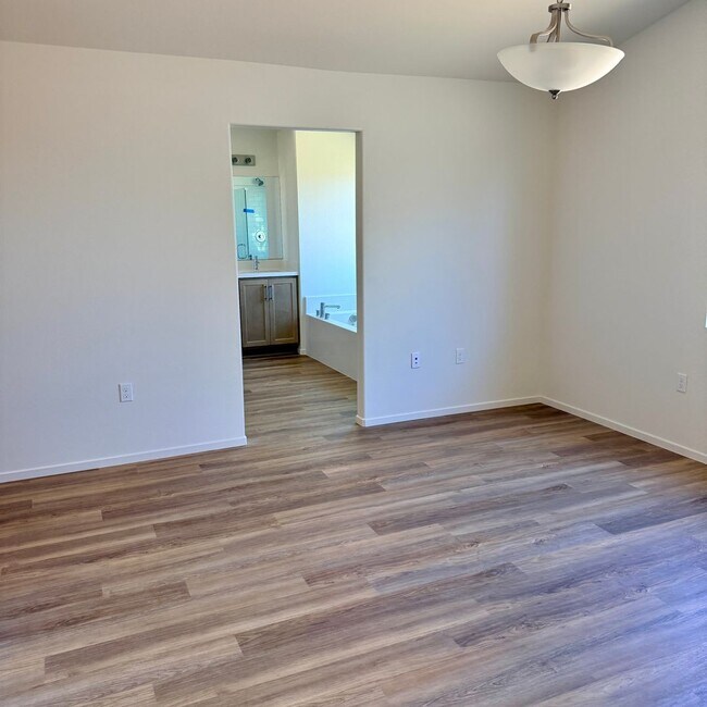 Building Photo - NEW CONSTRUCTION