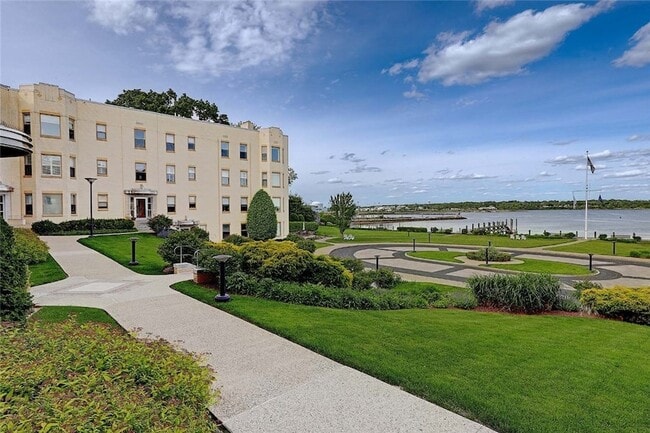 Building Photo - 1180 Narragansett Blvd