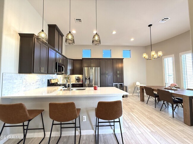 Building Photo - 7467 Smugglers Gulch Ct