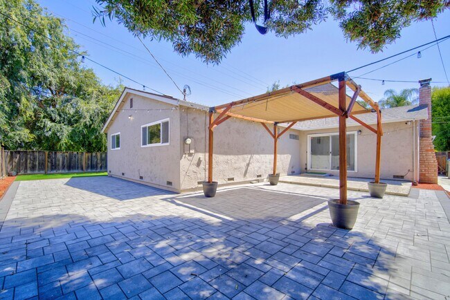 Building Photo - 5607 Goldfield Dr