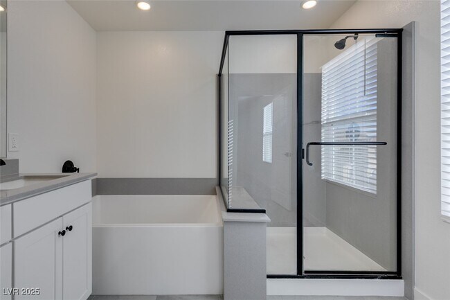 Building Photo - 3723 Trancoso Ave