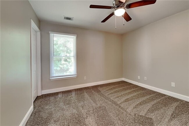 Building Photo - 2564 Dolostone Way