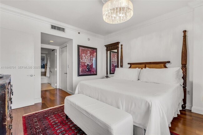 Building Photo - 400 Alton Rd