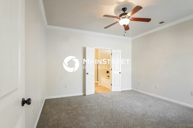 Building Photo - 3 Bedroom Pet-Friendly Home in CHELSEA, AL with Main Street Renewal