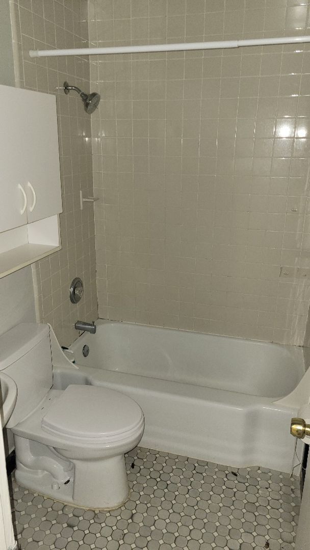 Building Photo - 2315 1st Ave N