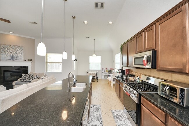 Building Photo - 20626 Bandrock Terrace