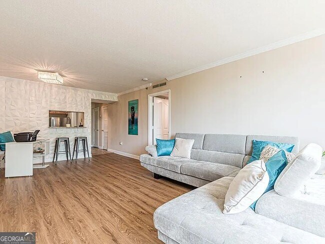 Building Photo - 2870 Pharr Ct S Northwest