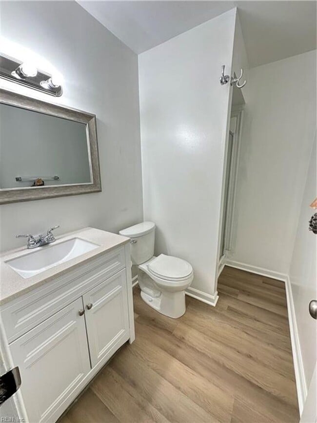 Building Photo - 2 Bedroom 2 Bath Condo