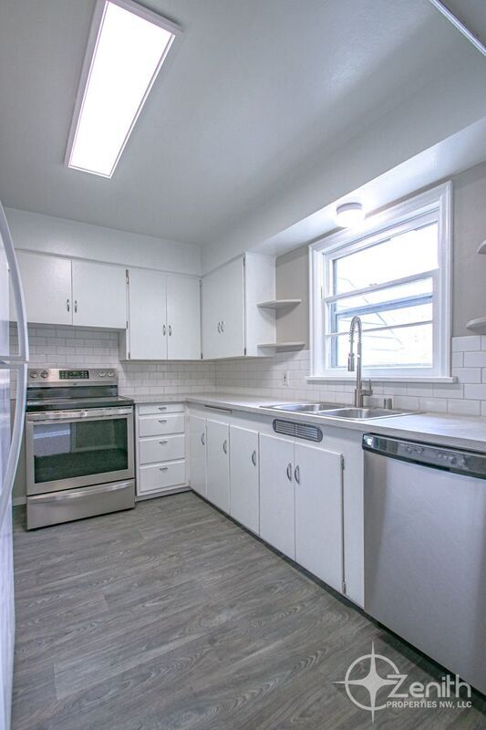 Building Photo - 308 NW 45th St