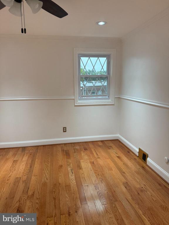 Building Photo - 3658 Genesee Dr