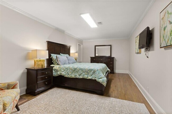 Building Photo - 415 Lyerly Pointe