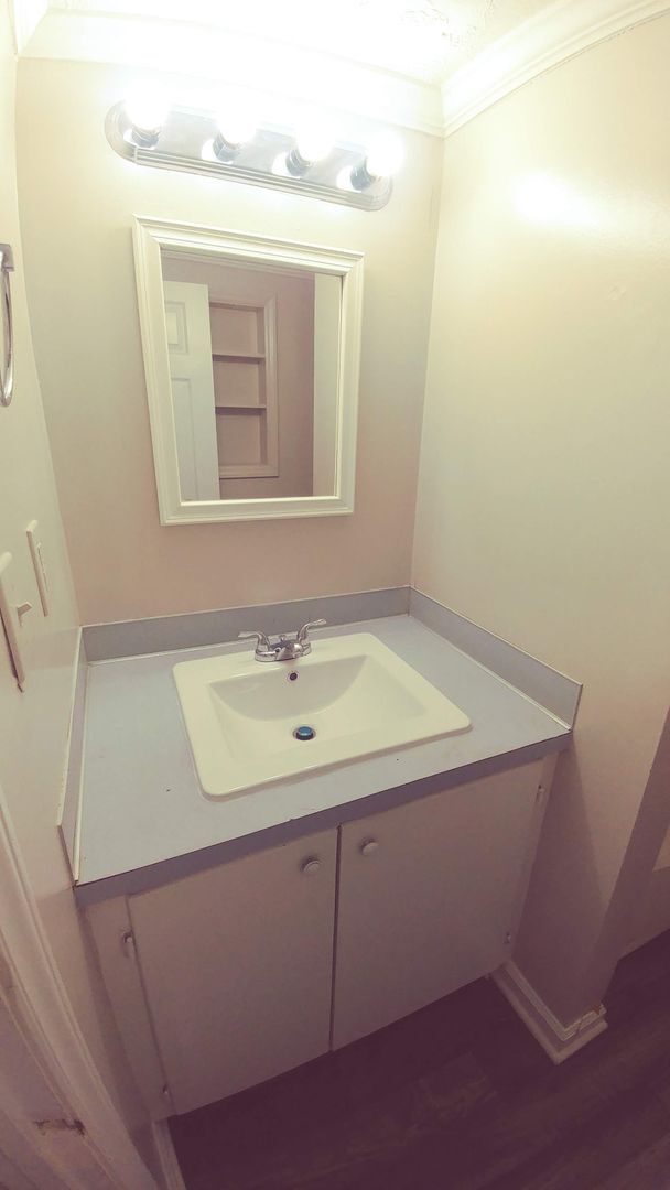 Building Photo - Cute Two Bedroom House in Cherryville for ...