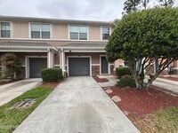 Building Photo - 13490 Essence Ct