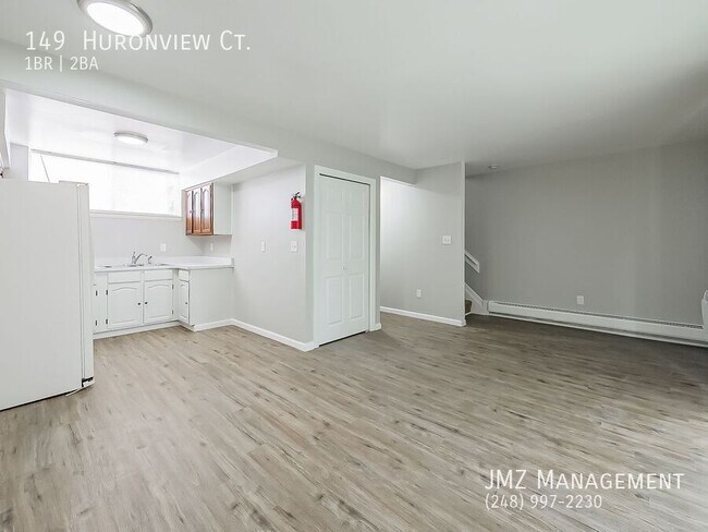 Building Photo - 149 Huronview Ct