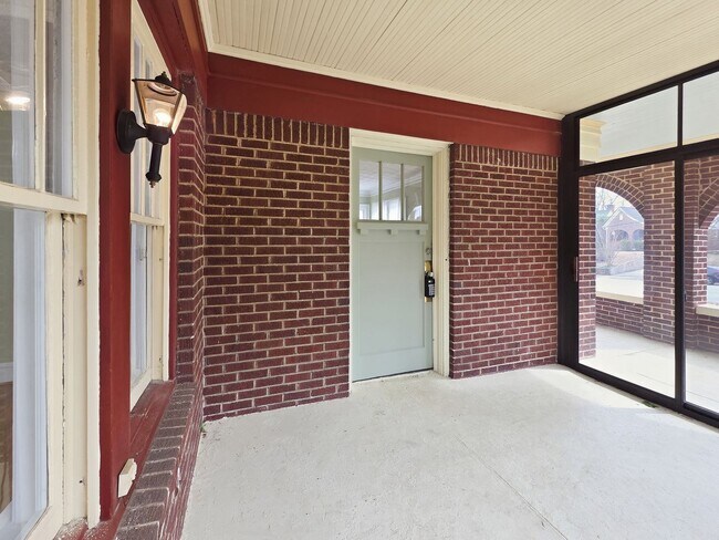 Building Photo - Charming East Point Duplex with Modern Updates & Private Yard