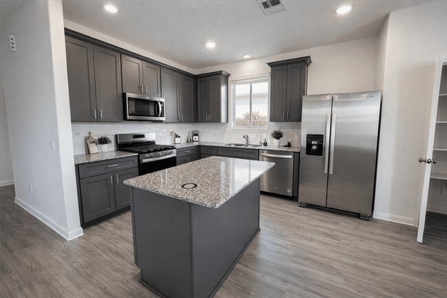 Building Photo - 14866 Ash Landing Dr