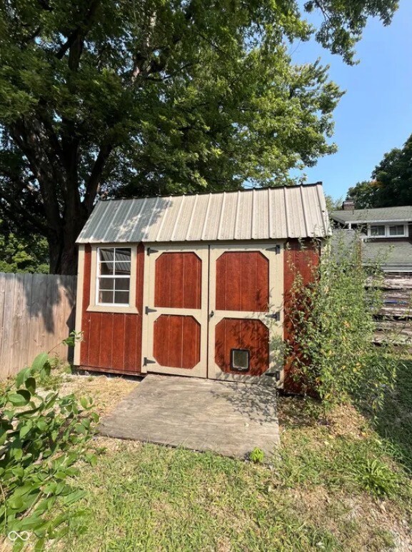 Building Photo - 102 Meridian St