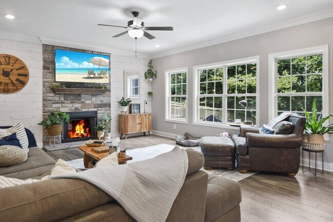 Building Photo - 3141 Timberdale Dr