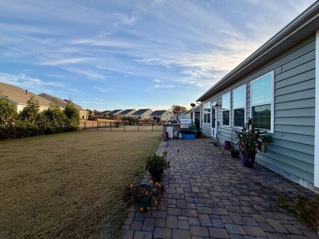 Building Photo - 2334 Abundance Ln