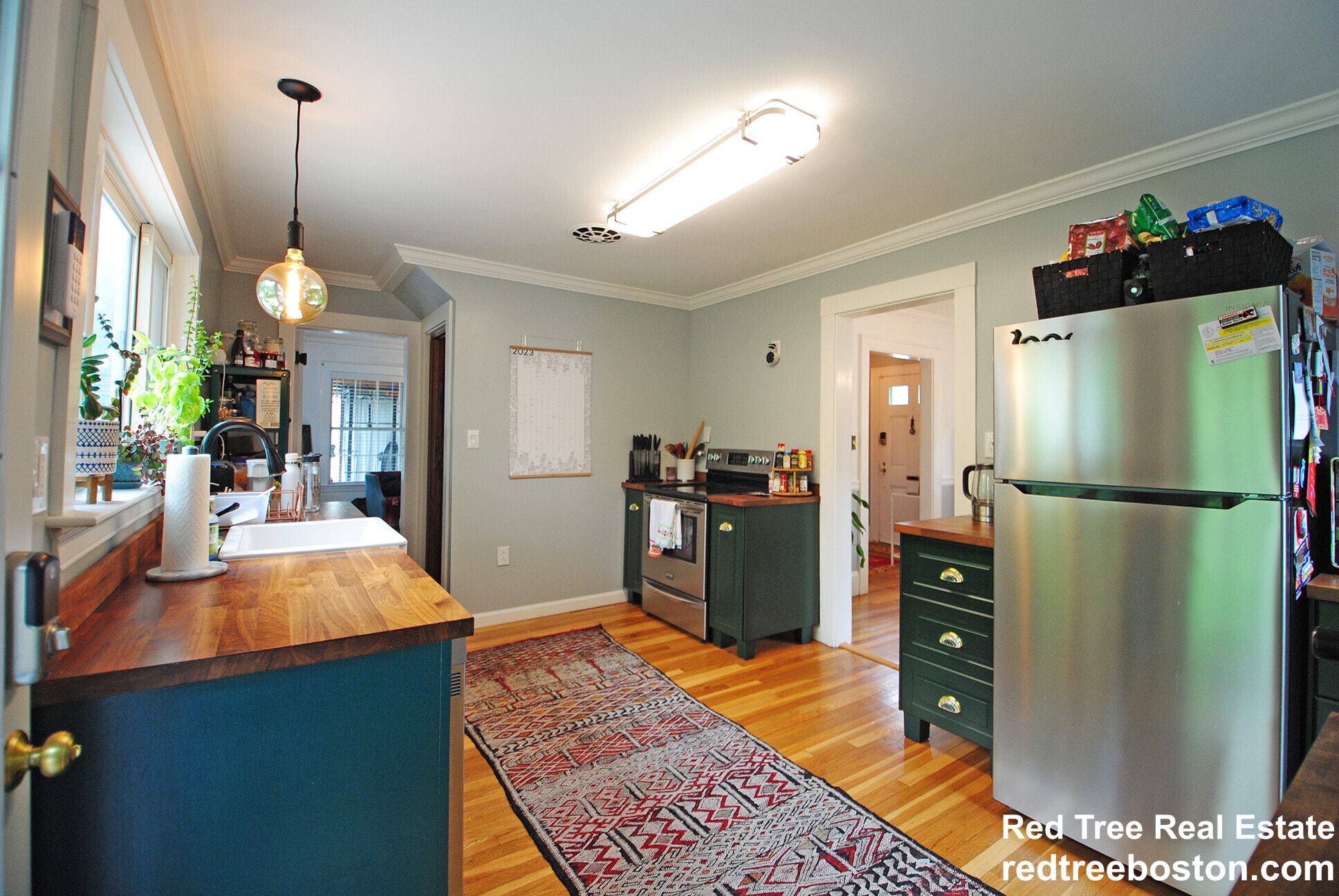 Building Photo - 841 Fellsway W