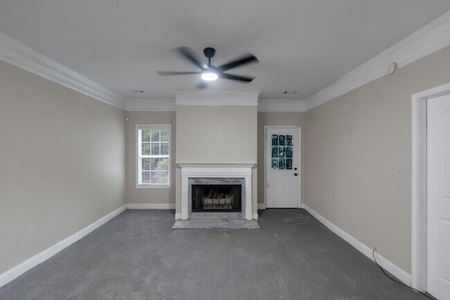 Building Photo - Beautiful 4 Bedrooms + Bonus Room on Nearly 1 Acre in Stockbridge! ?