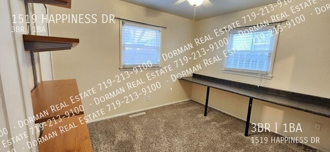 Building Photo - 1519 Happiness Dr