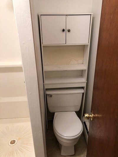 Building Photo - 2 School St