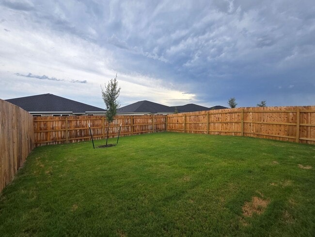 Building Photo - 908 Cherry Laurel Ln