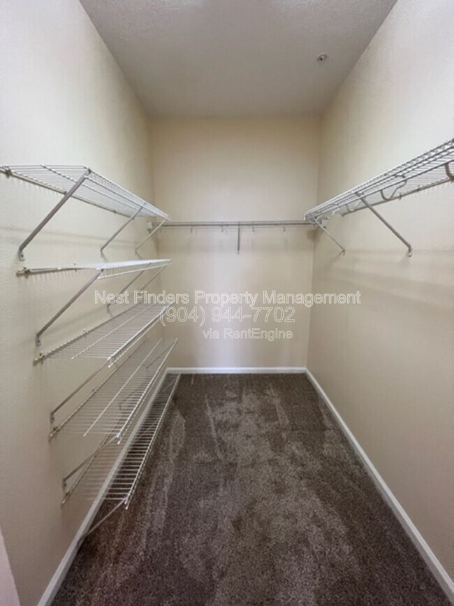 Building Photo - 11251 Campfield Dr