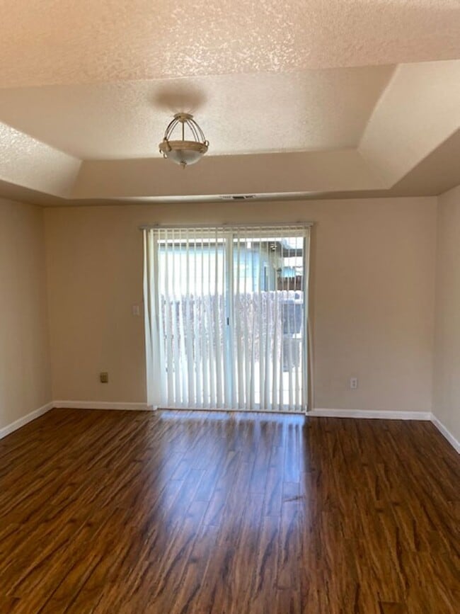 Building Photo - 2210-2214 ARLINGTON