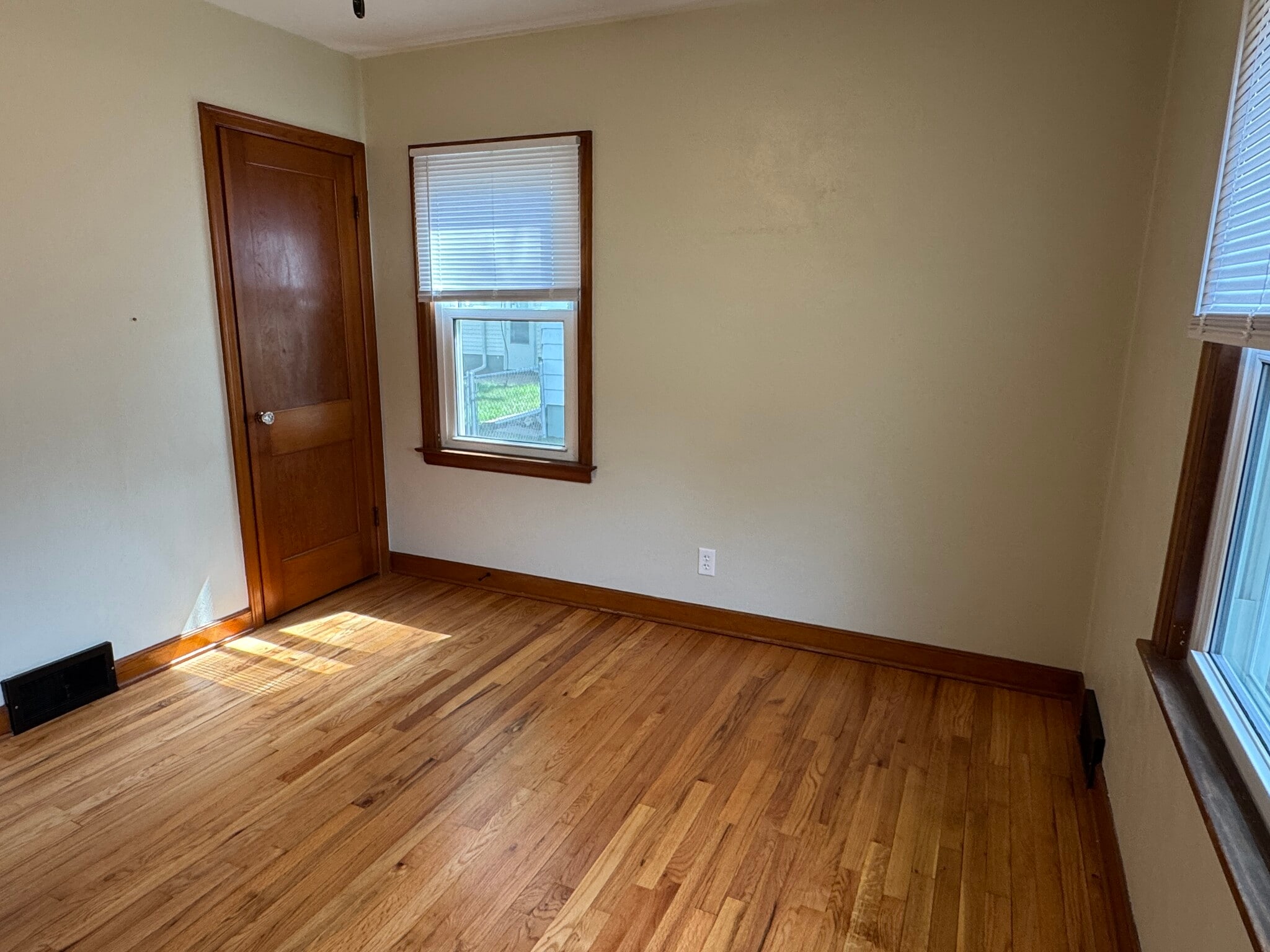 Building Photo - 1508 W 36th St