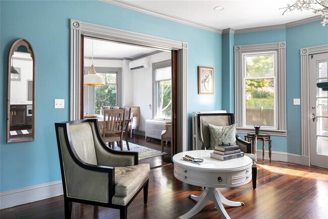 Building Photo - 169 Ruggles Ave