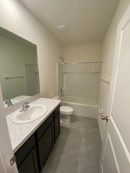 Building Photo - 2956 Suncoast Plains Dr