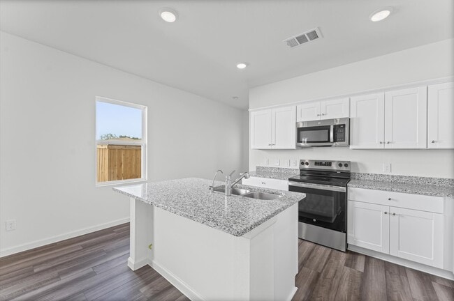 Building Photo - 8742 Vacek Xing Wy