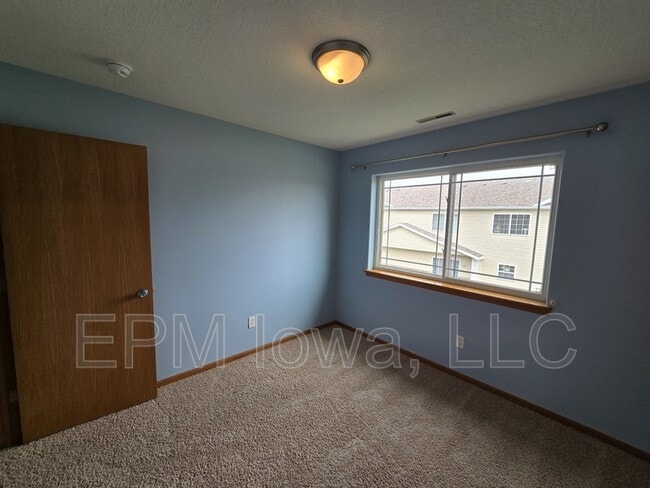 Building Photo - 147 Alydar Dr