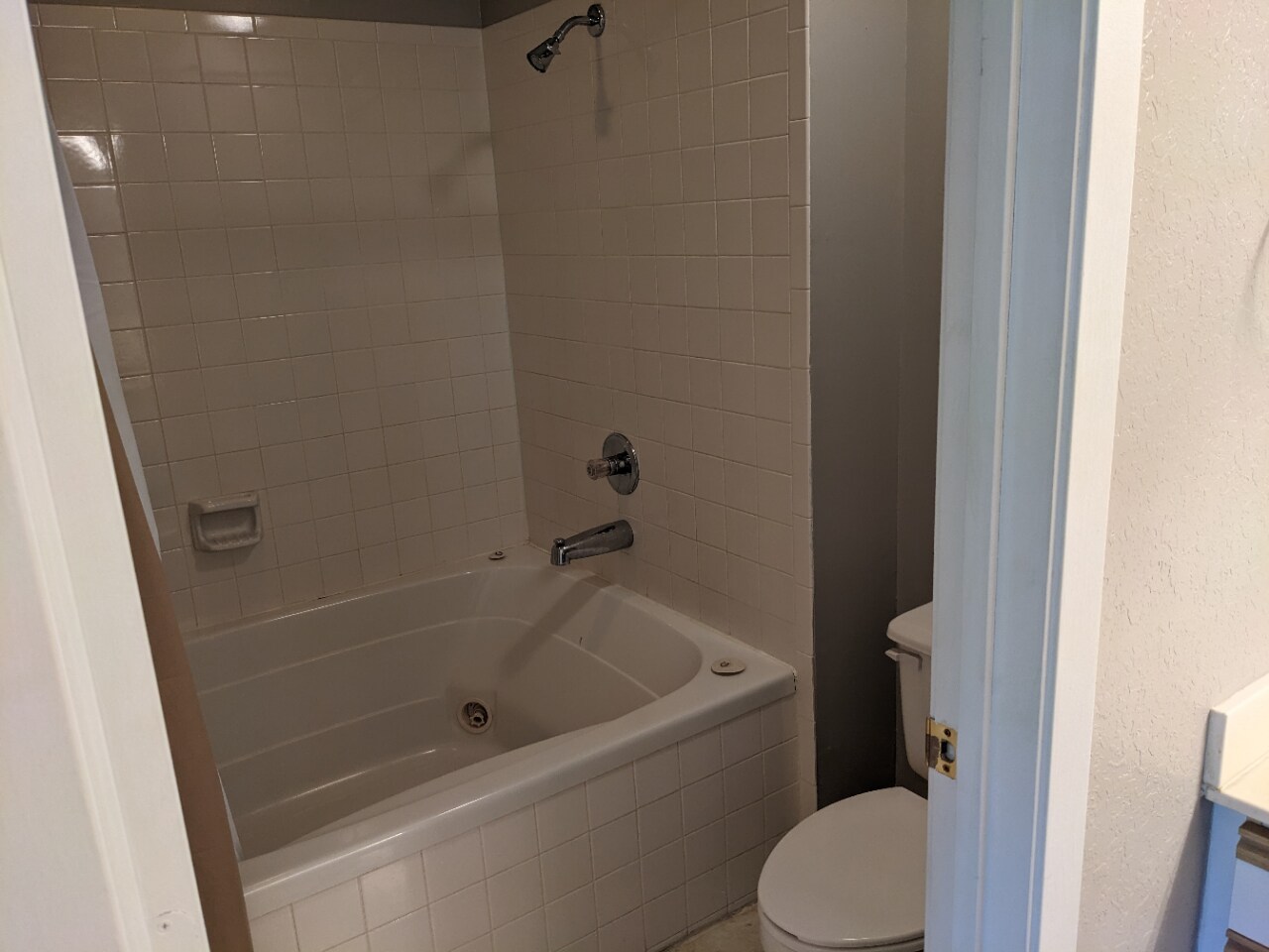 Building Photo - 180 W Rockford Dr