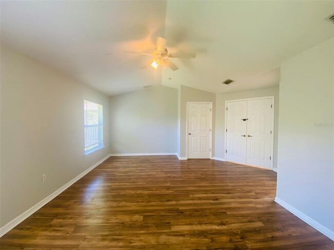 Building Photo - 423 Disston Ave