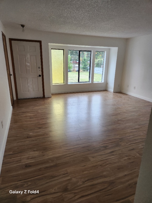 Building Photo - 237 176th St E