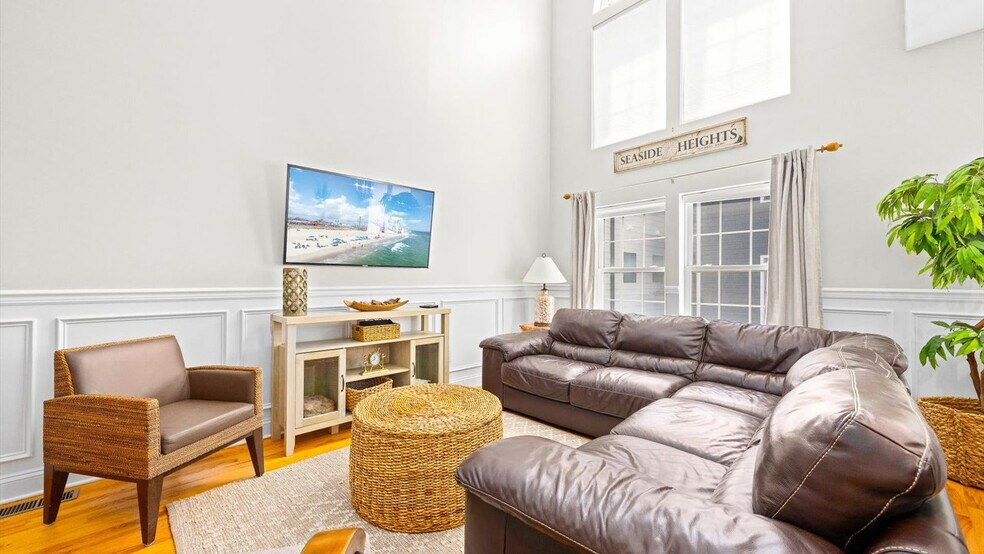 Building Photo - 15 Sumner Ave