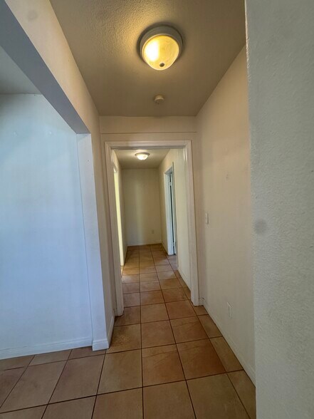 Building Photo - 758 W Longden Ave