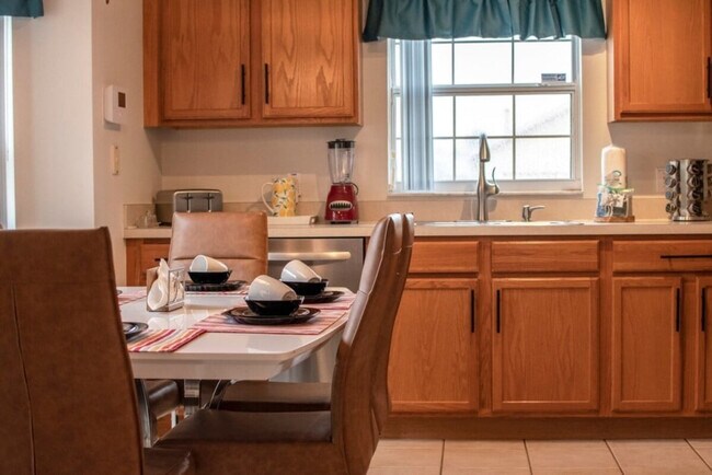 Building Photo - 172 Fox Loop