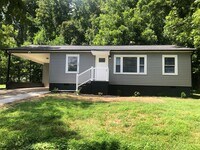 Building Photo - MOVE-IN READY!