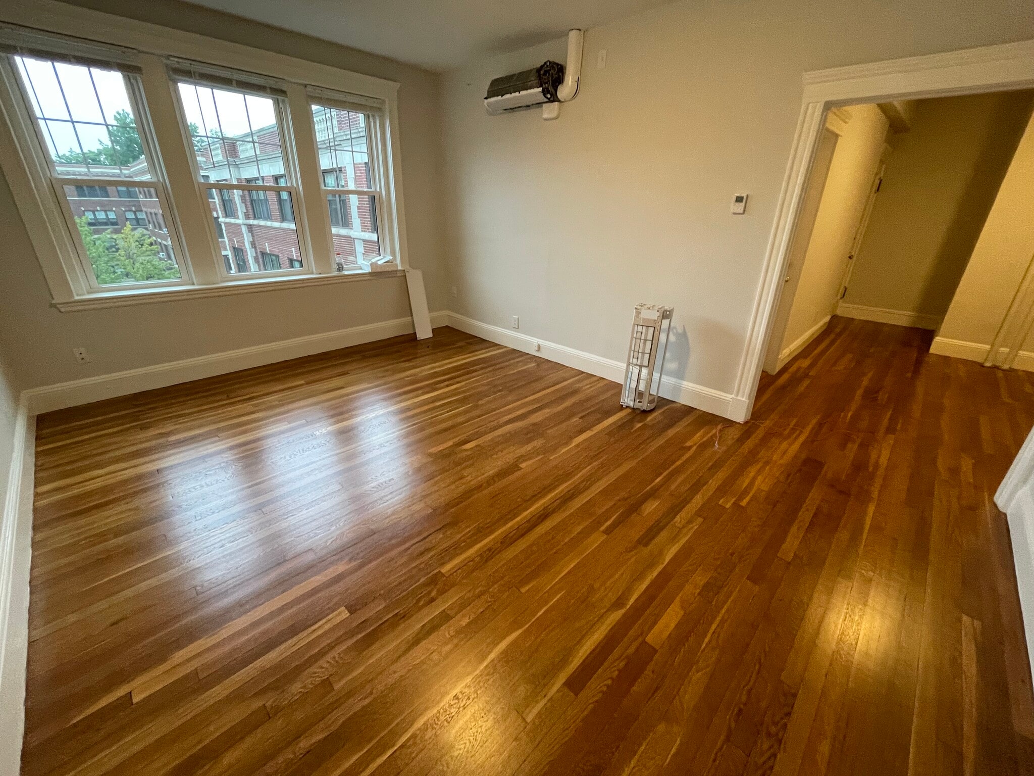 Building Photo - 22 Forest St