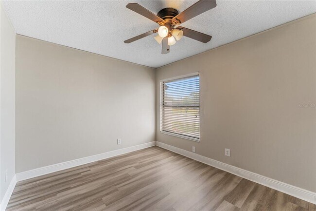 Building Photo - 5201 Bellefield Dr